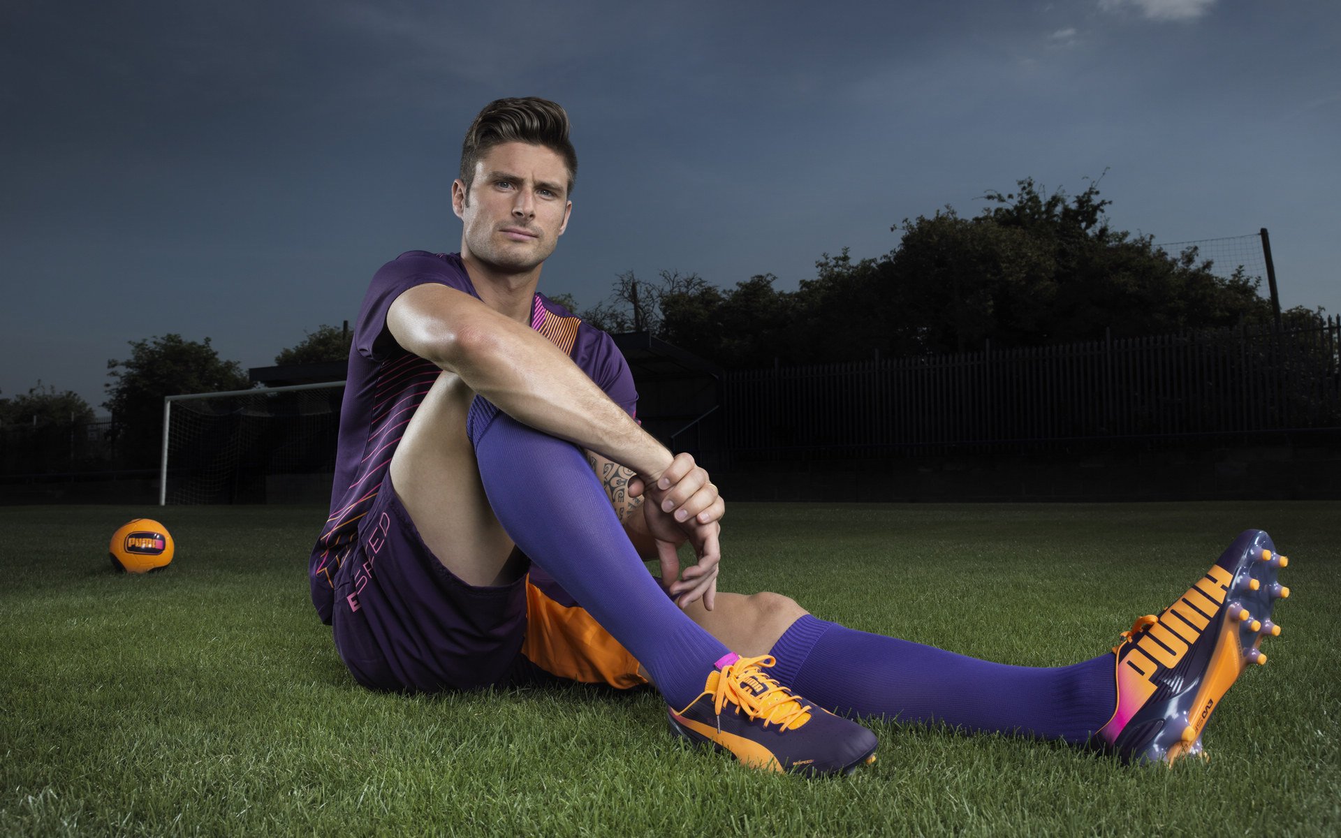 佩德里的铁链与牙买加的叹息,当锁死成为足球的终极隐喻